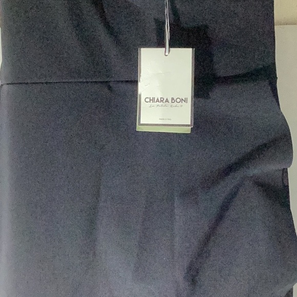 Chiara Boni
Off The Shoulder Maxi Dress
 Current Price $1,090.00 - Picture 9 of 15